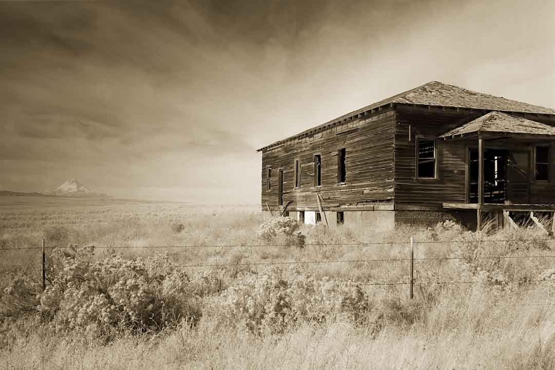 Prairie Schoolhouse #8, Columbia Plateau, Oregon, USA, 2003