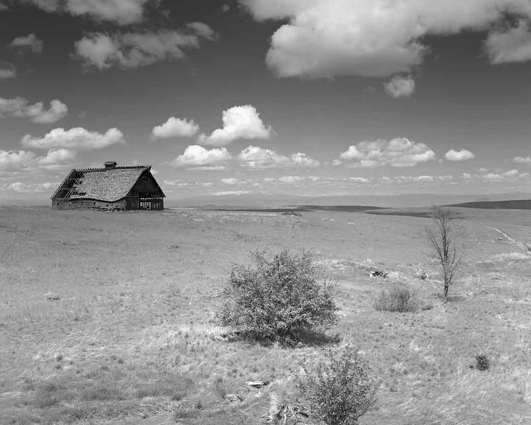 Bent Barn #3, Columbia Plateau, Oregon, USA, 2004