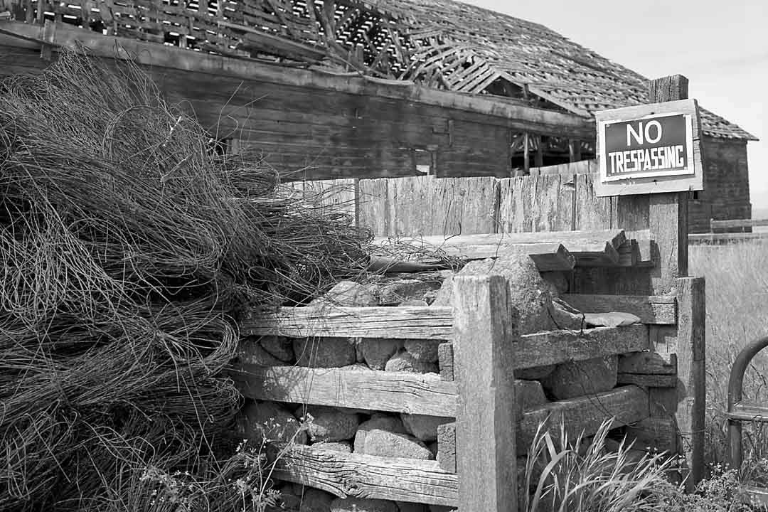 Wire and Sign #1, Columbia Plateau, Oregon, USA, 2005
