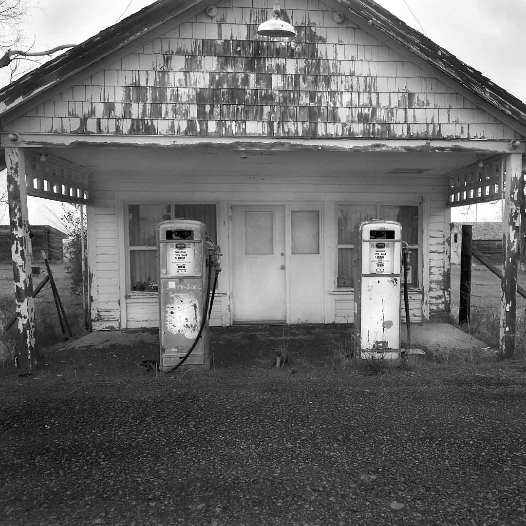 Gas Station #1, Kent, Oregon, USA, 2007